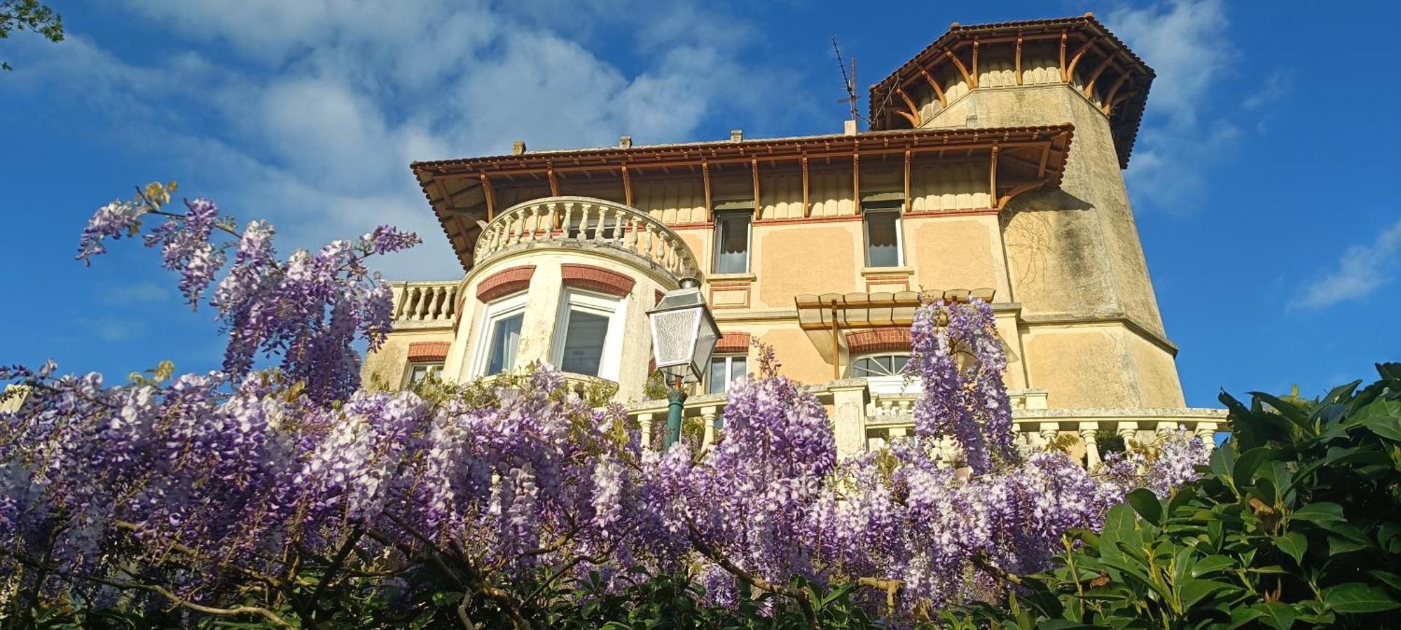 Gite De Charme Atypique Vue Panoramique Montrevault Екстер'єр фото